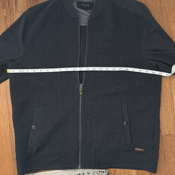 Ted Baker gray Men’s zip sweater. Small - Picture 4 of 6